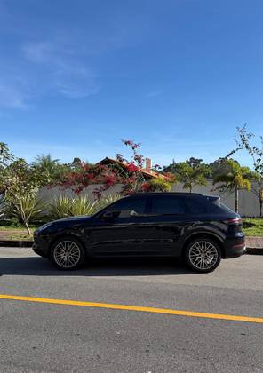 PORSCHE CAYENNE 3.0 V6 E-HYBRID PLATINUM EDITION AWD TIPTRONIC S
